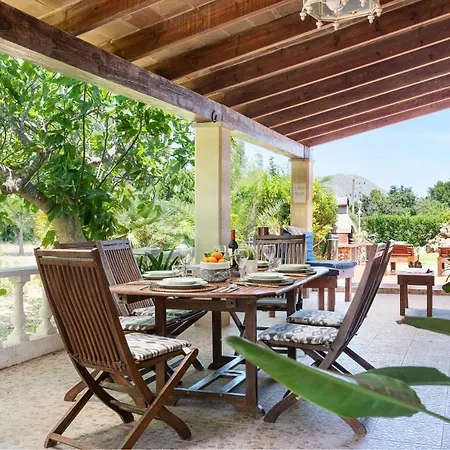 Villa Lucas